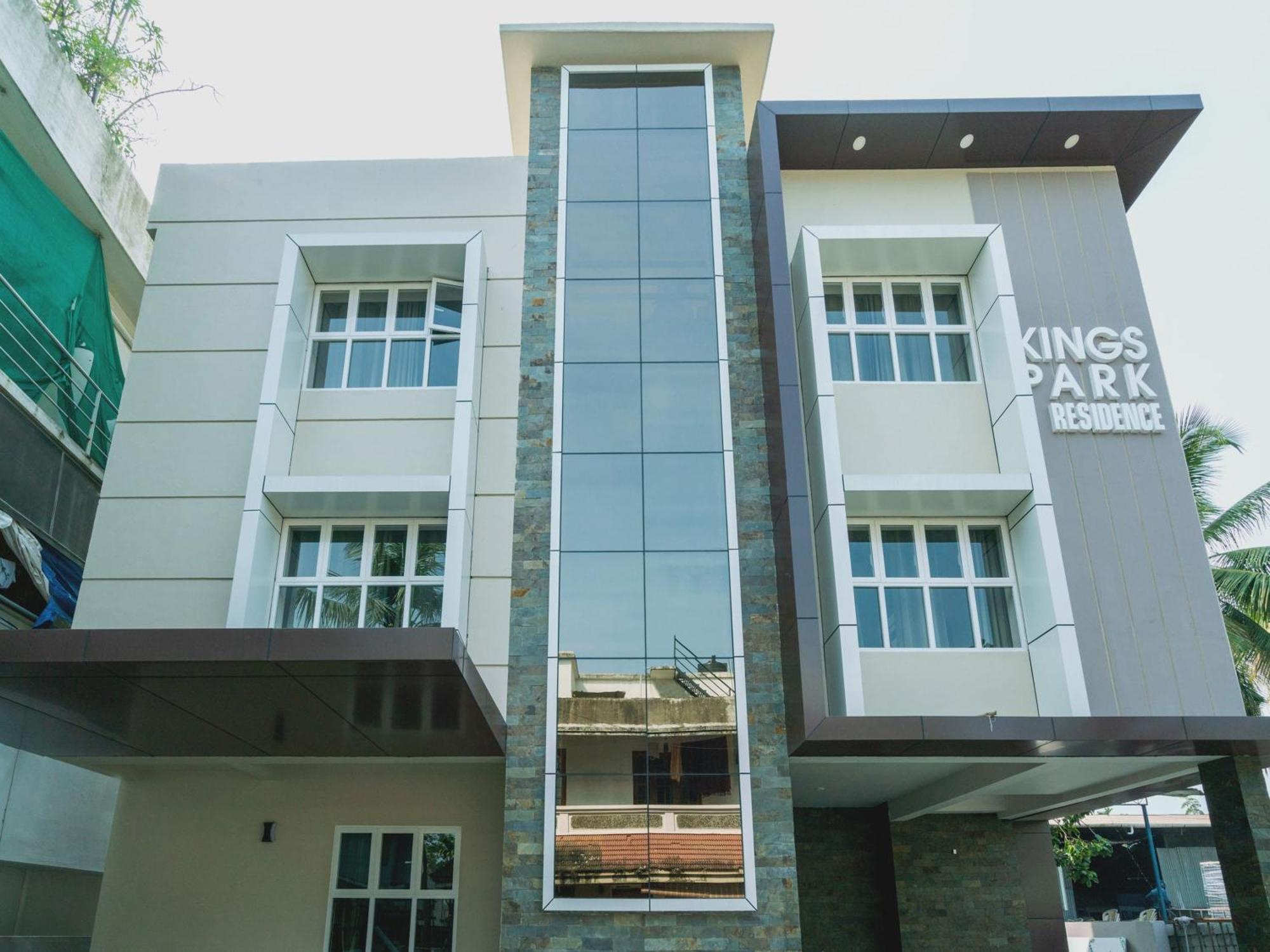 Super Hotel O Elegant Kings Park Residency Tripunithura Buitenkant foto